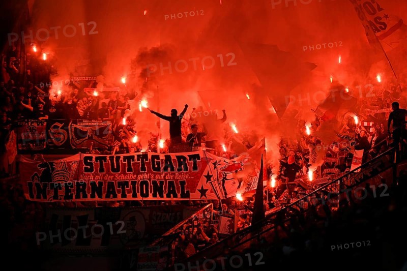 Bengalos, pyrotechnics, pyro, fireworks, fan block VfB Stuttgart, banner VfB Stuttgart International, WWK Arena, Augsburg, Bavaria, Germany, Europe