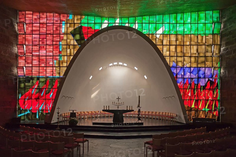 Chancel of the Church of the Transfiguration of Christ, consecrated in 1961, Feuerstein Castle, Ebermannstadt, Upper Franconia, Bavaria, Germany, Europe