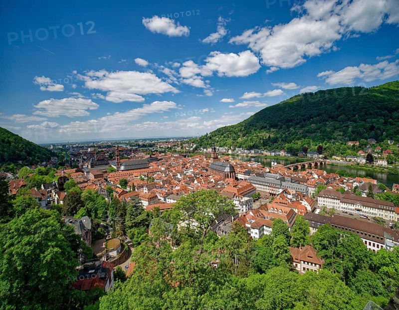 View of Heidelberg with the Old Bridge and the Heiliggeistkirche, Heidelberg, Baden-Wuerttemberg, Germany, Europe