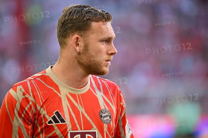 Goalkeeper Daniel Peretz FC Bayern Munich FCB (18) portrait, Allianz Arena, Munich, Bavaria, Germany, Europe