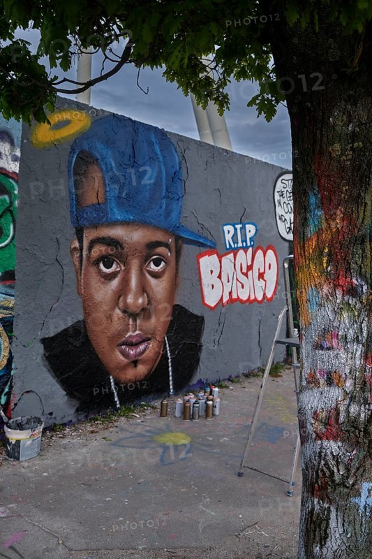 Germany, Berlin, 21.04.2024, Sunday afternoon in Mauerpark, graffiti wall, painting (spray_art) by Eme Freethinker, Basice, portrait for a friend who died of cancer, Europe