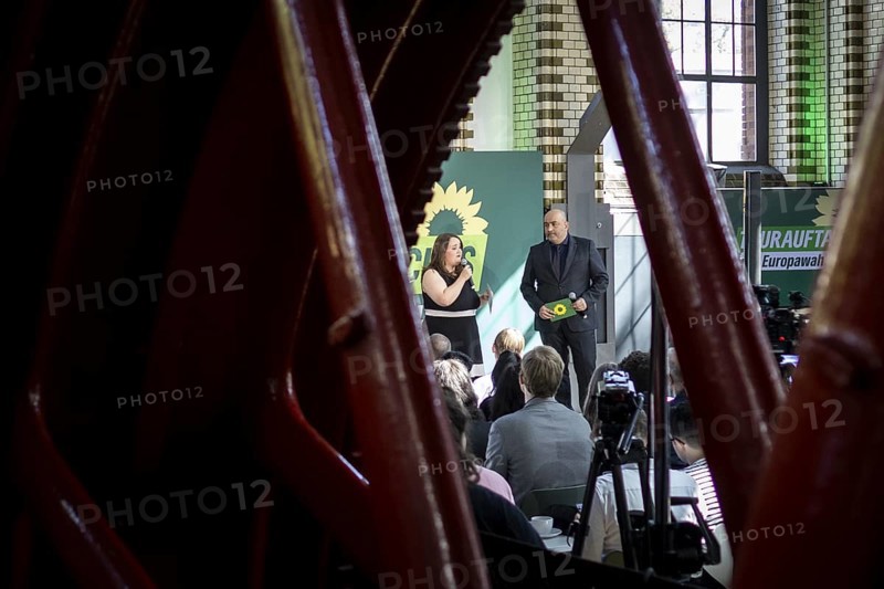 Ricarda Lang, Federal Chairwoman of Buendnis 90/DIE Gruenen, and Omid Nouripour, Buendnis 90/DIE Gruenen, at a press event in Berlin, 13.05.2024. The campaign tours for the European elections of Buendnis 90/DIE Gruenen start today