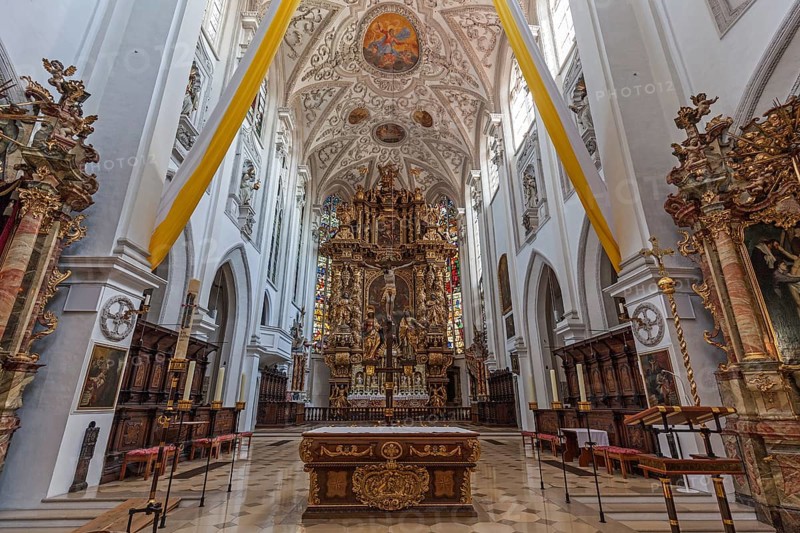 Interior and altar of the parish church of the Assumption of the Virgin Mary, Landsberg am Lech, Upper Bavaria, Bavaria, Germany, Europe
