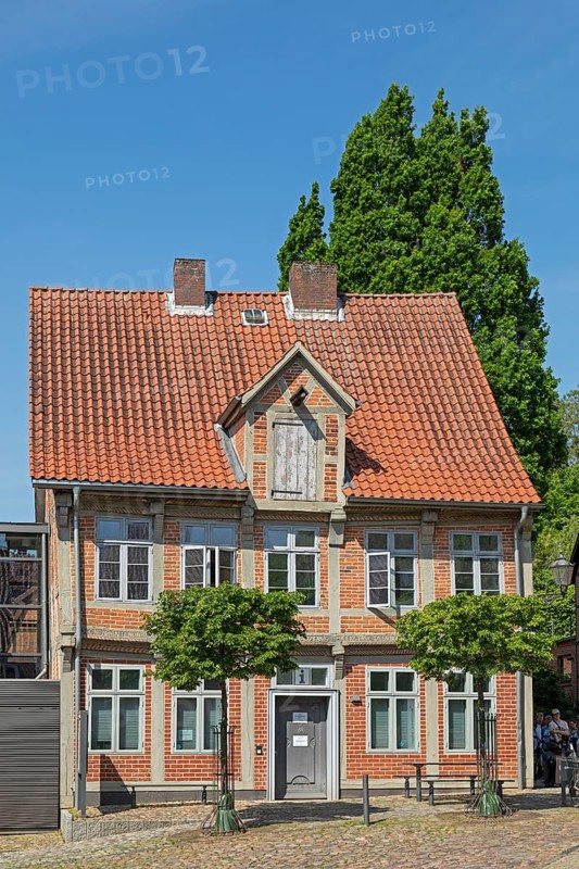 Half-timbered house, Church Square, Old Town, Lauenburg, Schleswig-Holstein, Germany, Europe