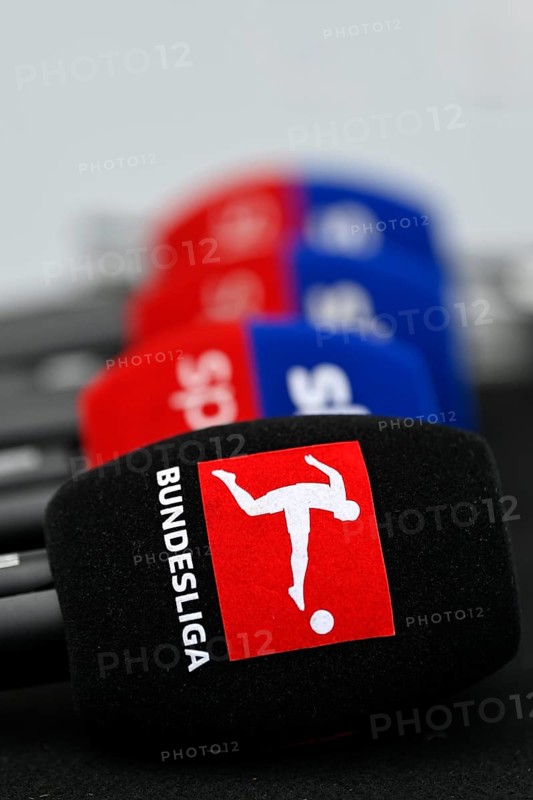 Various microphones, microphones, logo, Bundesliga, SKY, lying on table, PreZero Arena, Sinsheim, Baden-Wuerttemberg, Germany, Europe