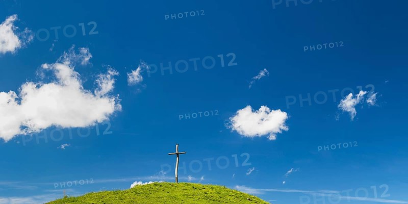 Cross at the Willersalpe, Hintersteiner Tal, Bad Hindelang, Allgaeu, Bavaria, Germany, Europe