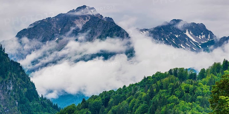 Rossgundkopf, 2140m, Alpgundkopf, 2176m, and Griesgundkopf, 2162m, Allgaeu Alps, Oberallgaeu, Bavaria, Germany, Europe