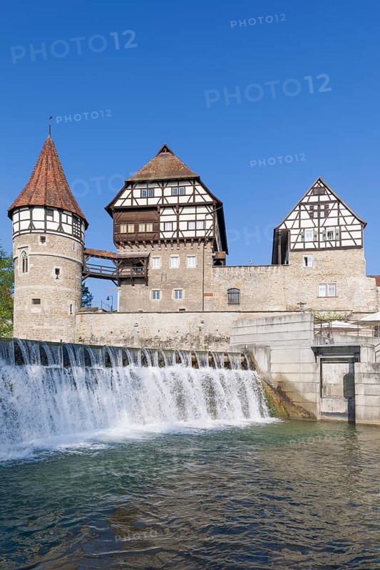 Zollernschloss Balingen on the Eyach, weir, barrage, Balingen, Baden-Wuerttemberg, Germany, Europe