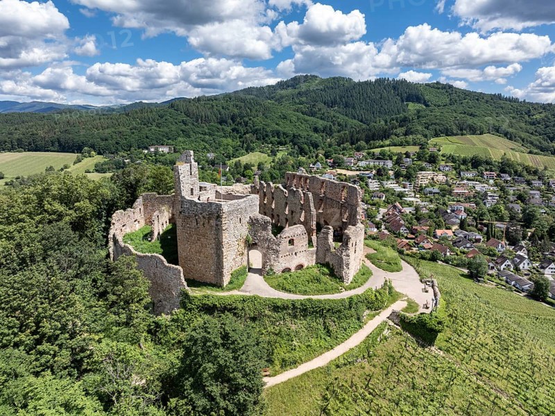 Aerial view of Staufen Castle, on a vineyard, Schlossberg, Staufen im Breisgau, Markgraeflerland, Black Forest, Baden-Wuerttemberg, Germany, Europe