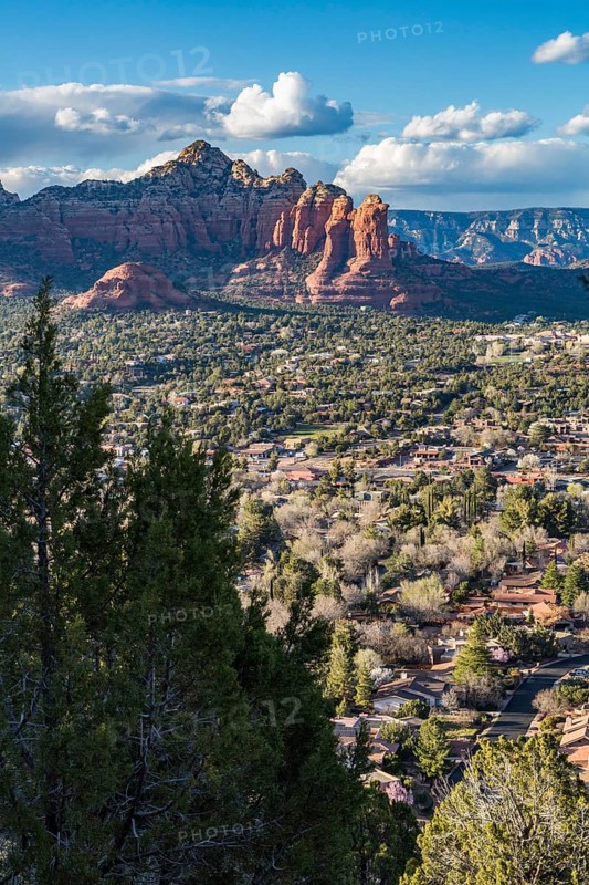 The town of Sedona, Arizona in a valley surrounded by red rock limestone formations, United States of America, USA, North America