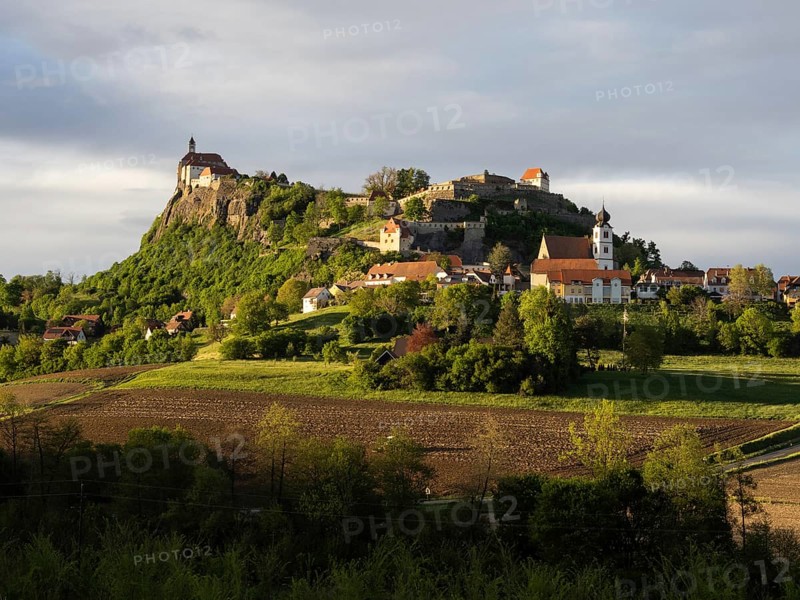 Farmland, Riegersburg Castle in the background, near Riegersburg, Styria, Austria, Europe