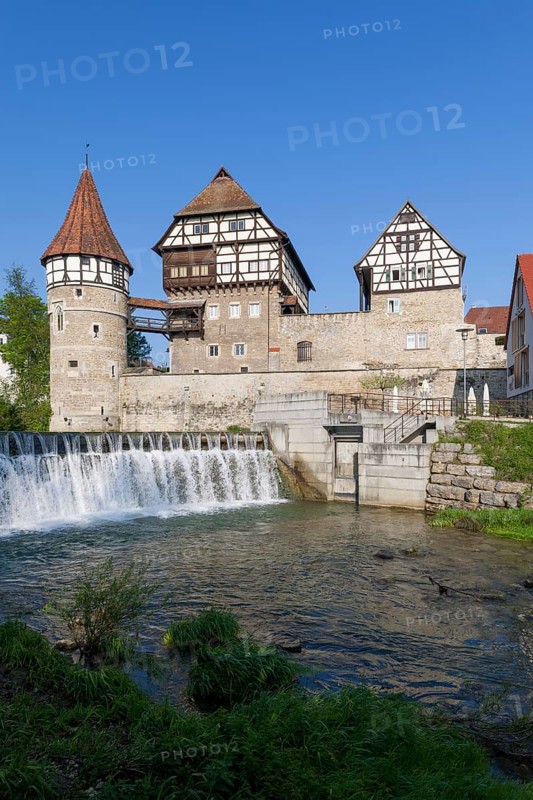 Zollernschloss Balingen on the Eyach, weir, barrage, Balingen, Baden-Wuerttemberg, Germany, Europe
