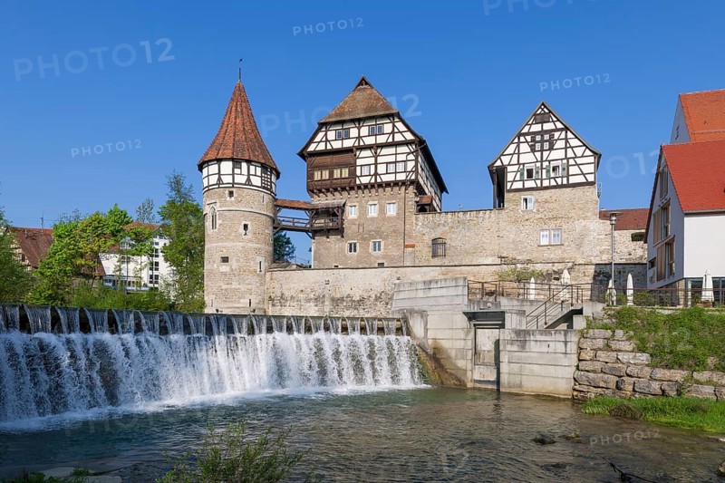Zollernschloss Balingen on the Eyach, weir, barrage, Balingen, Baden-Wuerttemberg, Germany, Europe