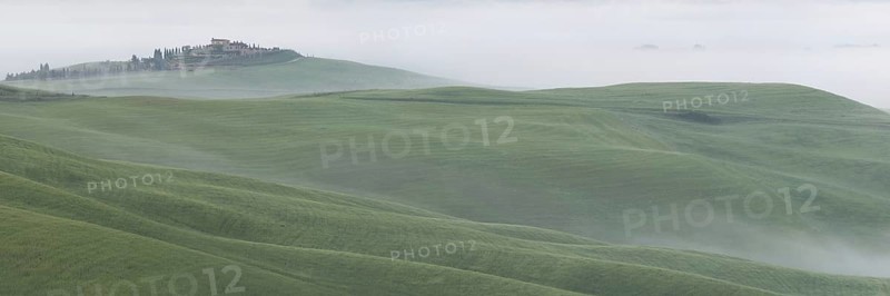 Landscape at sunrise around Volterra, Province of Pisa, Tuscany, Italy, Europe