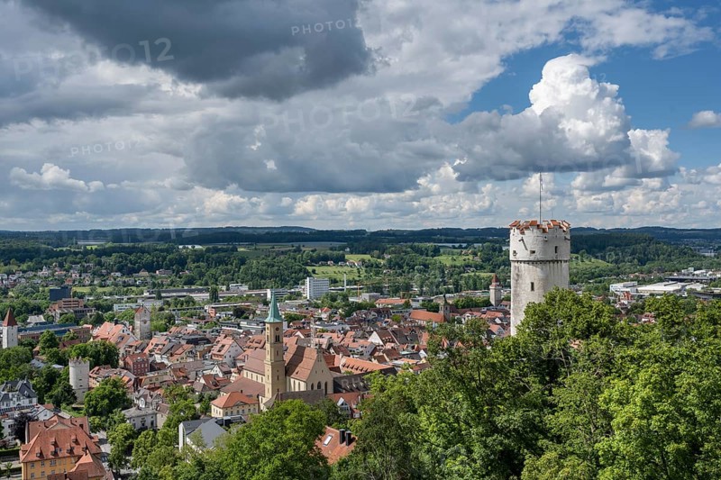 View over the historic town centre of Ravensburg, on the right the fortified defence tower built in 1425, called Mehlsack, district of Ravensburg, Baden-Wuerttemberg, Germany, Europe