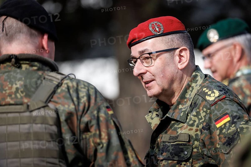 General Carsten Breuer, Inspector General of the Bundeswehr, talks to Major General Ruprecht von Butler, Commander of the 10th Armoured Division in Veitshoechheim, during the NATO Steadfast Defender major manoeuvre and the German part, Quadriga 2024, in Pabrade, 29 May 2024