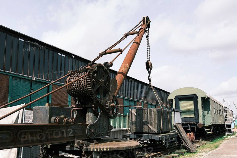 Old crane in Hamburg harbour, harbour museum, vintage, Hanseatic City of Hamburg, Hamburg, Germany, Europe