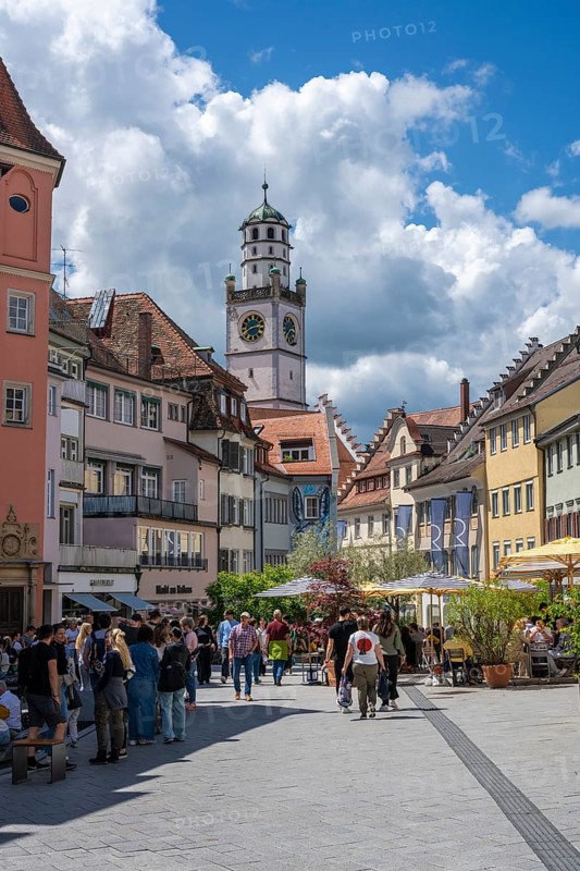 Gespinstmarkt, pedestrian zone with the Blaserturm in the historic old town of Ravensburg, Ravensburg district, Baden-Wuerttemberg, Germany, Europe