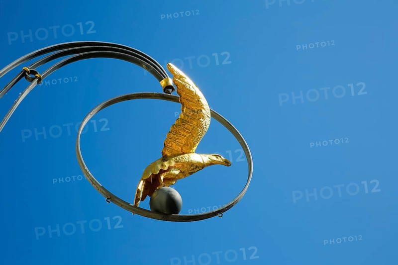 Inn sign, inn, restaurant, figure of a golden eagle, advertising sign, Hotel Adler am Schloss, nose sign, cantilever, advertising, blue sky, cloudless, Boennigheim, Ludwigsburg district, Baden-Wuerttemberg, Germany, Europe