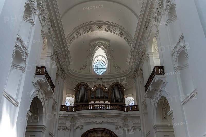 Interior view, Kollegienkirche, Salzburg, Salzburger Land, Austria, Europe