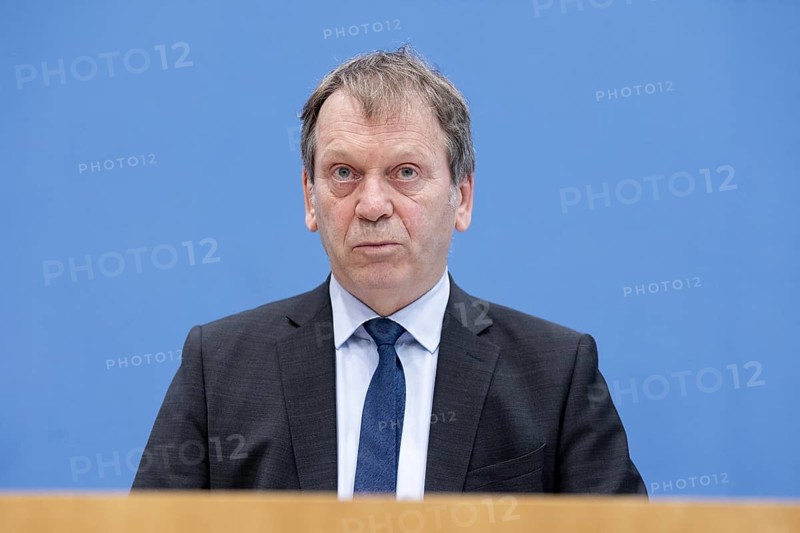 Prof. Dr Hans-Martin Henning, Chairman of the Expert Council for Climate Issues (ERK), recorded during the press conference on the special report on the review of the greenhouse gas projection data 2024 at the Federal Press Conference in Berlin, 3 June 2024