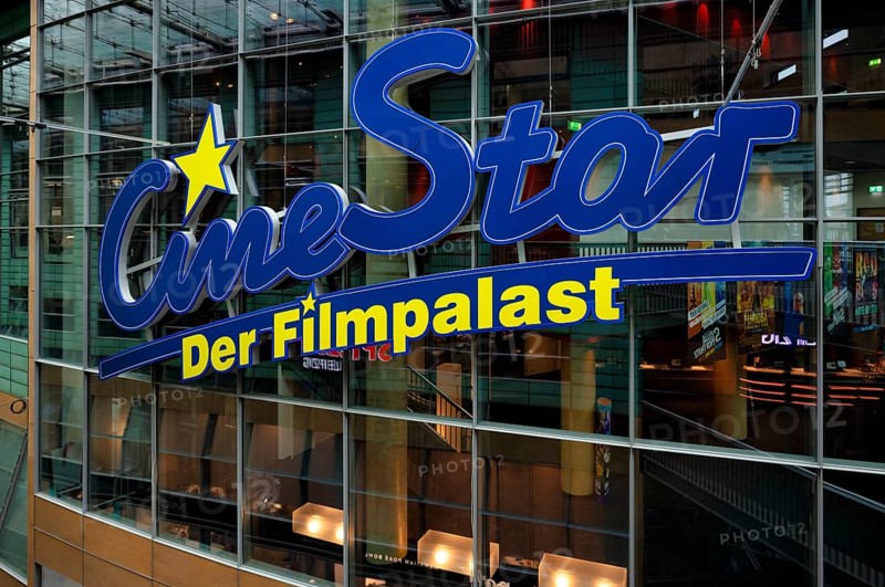 Petersbogen, Spielbank is reflected in CineStar Der Filmpalast, cinema, logo, shopping arcade, mall, shopping centre, shopping arcade, Leipzig, Saxony, Germany, Europe
