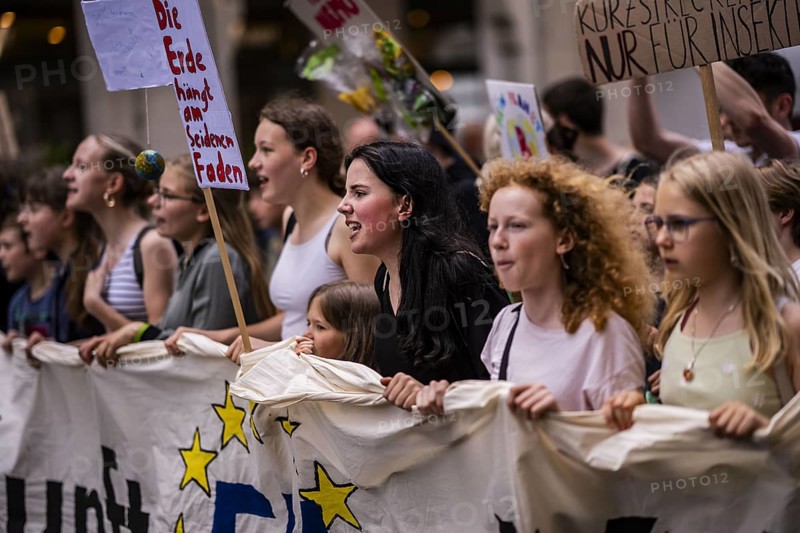 Berlin, 31.05.2024. Climate strike by Fridays For Future with over 13, 000 mostly young people in Berlin, a demonstration for the upcoming EU elections