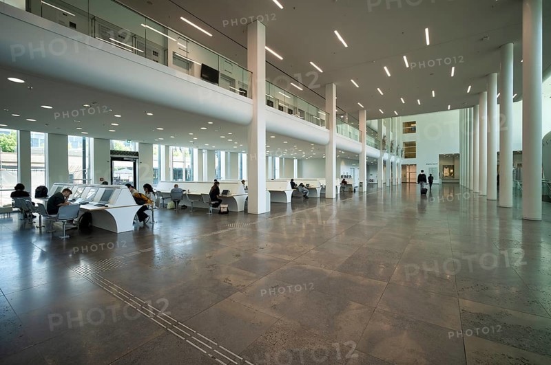 Interior photo computer pool, Paulinum, auditorium, students, students, University Alma Mater Lipsiensis, Leipzig, Saxony, Germany, Europe