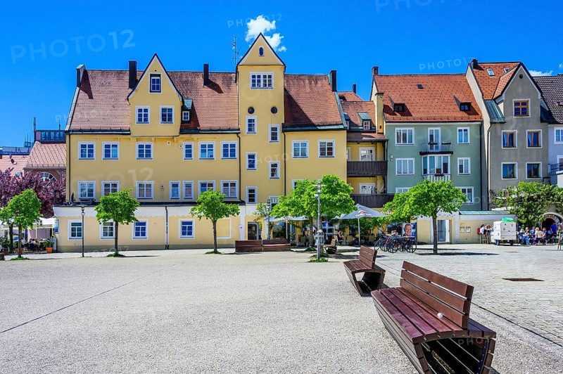 Pointed gable facades on Sanlt-Mang-Platz, with space for text, Kempten, Allgaeu, Bavaria, Germany, Europe
