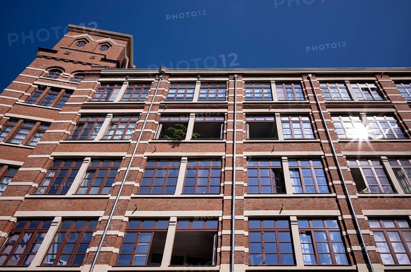Haus Plagwitz, Buntgarnwerke, former industrial complex converted into living space, flats, cultural buildings, Leipzig, Saxony, Germany, Europe