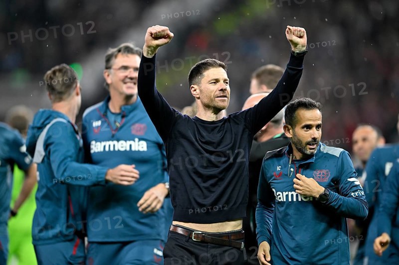 Cheering, joy, coach Xabi Alonso Bayer 04 Leverkusen, gesture, gesture, 81st DFB Cup Final 2024, Olympic Stadium Berlin, Germany, Europe