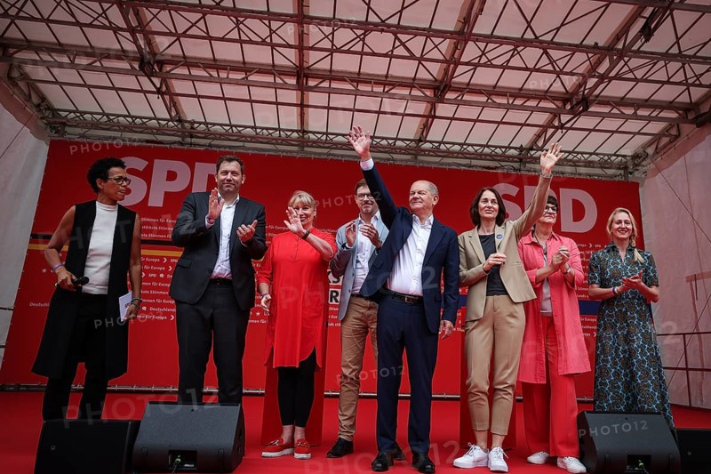 SPD rally for the European elections in Leipzig. Here the SPD Chairmen Lars Klingbeil: Petra Koepping, Social Affairs Minister of Saxony: Matthias Ecke MEP, Federal Chancellor Olaf Scholz, SPD lead candidate Katarina Barley, and SPD Chairwoman Saskia Esken. Leipzig, 01.06.2024