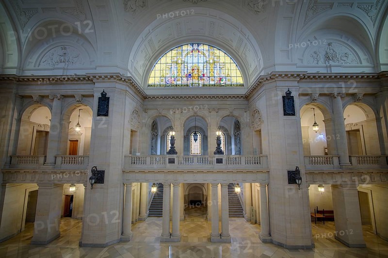 Interior view, main staircase to the gallery, gallery, with group of figures Damnation and Redemption, domed hall, Federal Administrative Court, former Imperial Court of Justice, Leipzig, Saxony, Germany, Europe