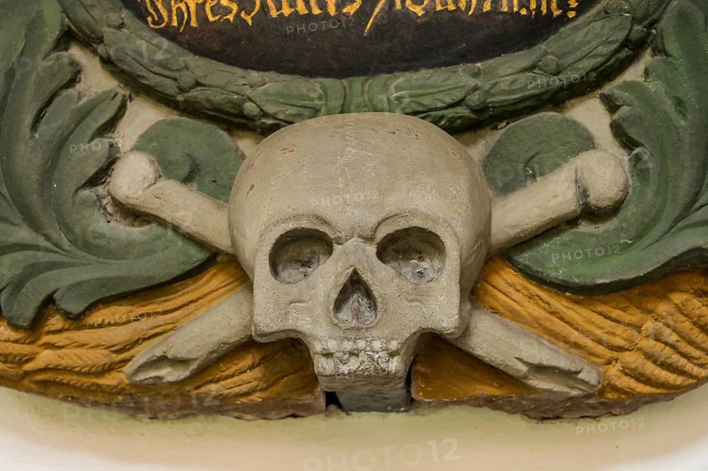 Skull, Memento Mori, Great Cloister, Basel Minster, Minster Square, Basel, Switzerland, Europe