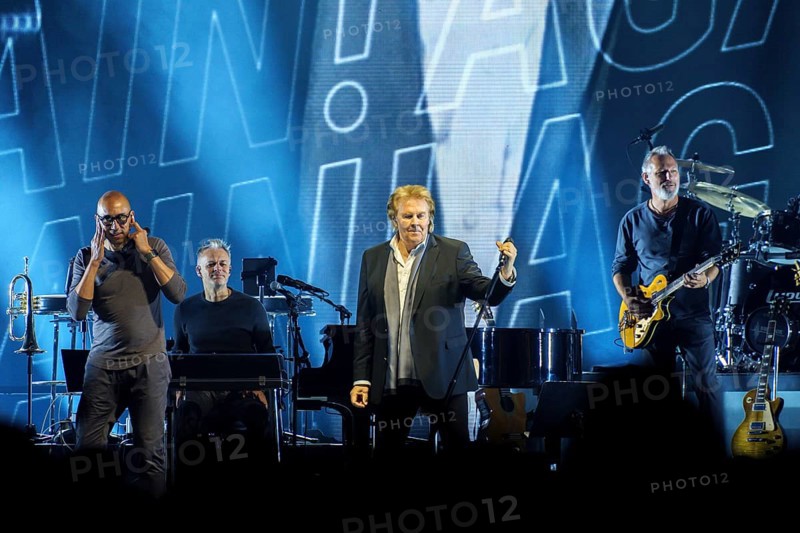 Howard Carpendale live on Let's Do It Again! Tour at the Berlin Uber Arena on 31.05.2024