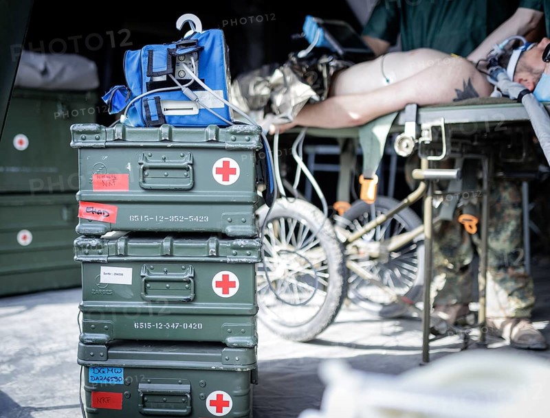 Medical equipment of the Bundeswehr medical service during a simulated treatment of the wounded under operational conditions. Taken as part of the NATO large-scale manoeuvre Steadfast Defender and the German part of the exercise, Quadriga 2024, in Pabrade, 29.05.2024
