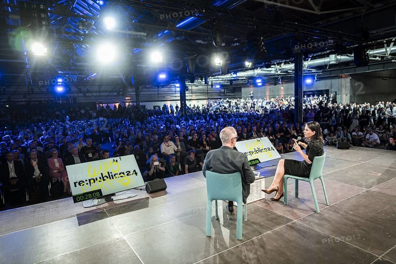 Berlin, 27.05.2024. Foreign Minister Annalena Baerbock (Buendnis90/Die Gruenen) speaks on stage with Johnny Haeusler at the Republica digital trade fair