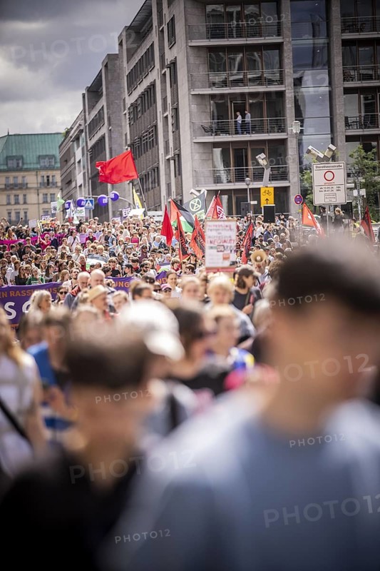 Berlin, 31.05.2024. Climate strike by Fridays For Future with over 13, 000 mostly young people in Berlin, a demonstration for the upcoming EU elections