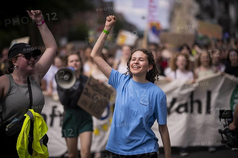 Berlin, 31.05.2024. Climate strike by Fridays For Future with over 13, 000 mostly young people in Berlin, a demonstration for the upcoming EU elections