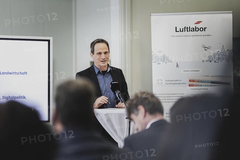 Klaus Heider, Head of Department 'Rural Development, Digital Policy and Innovation' at the BMEL, photographed during the opening ceremony of the drone delivery service 'Marktschwalbe' in Wusterhausen/Dosse, 31 May 2024 / Photographed on behalf of the Federal Ministry of Agriculture and Food