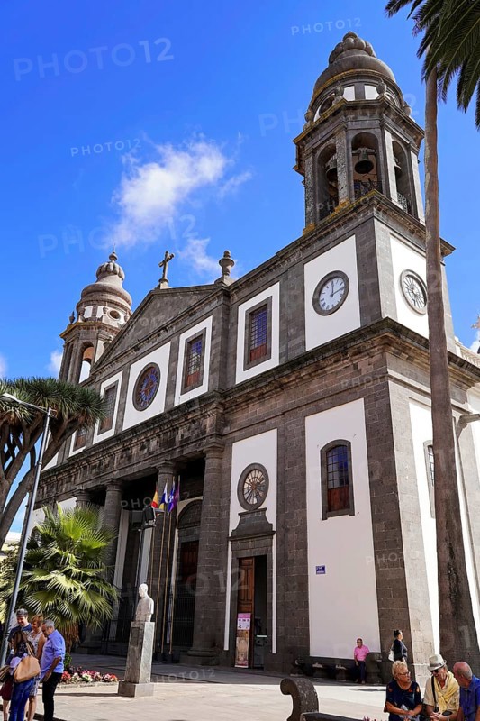 Church Iglesia de Nuestra Senora de la Concepcion, San Cristobal de La Laguna, Tenerife, Canary Islands, Spain, Europe, Church in Spanish colonial style with towers and bell tower, people in front of it, Europe