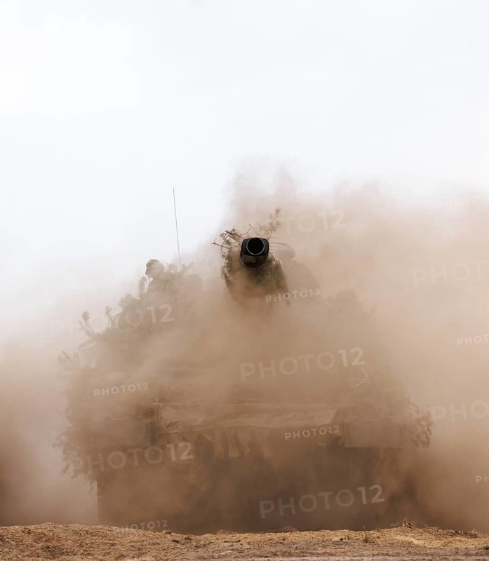 A Leopard 2 main battle tank, photographed during the NATO Steadfast Defender exercise and the German part of the exercise, Quadriga 2024, in Pabrade, 29.05.2024