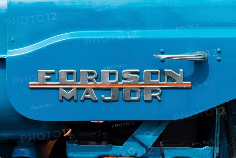 Fordson Major tractor, sheet metal problem on light blue painted bonnet, Offenbach, Dreieich, Hesse, Germany, Europe