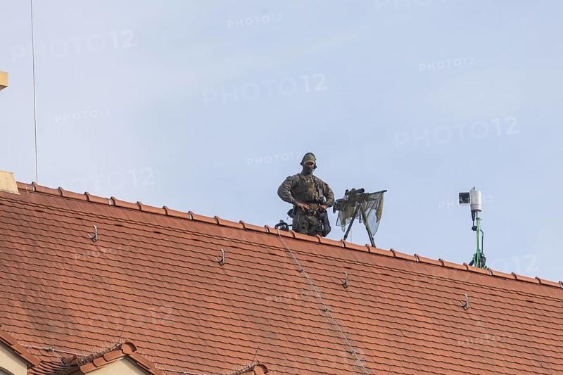 French President Emmanuel Macron visits the Federal Republic of Germany at the invitation of Federal President Frank-Walter Steinmeier and stops off in Dresden. Here he attended the Fete de l'Europe and gave his speech on Europe. The highest level of security was in place, with snipers from the SEK securing the Neumarkt, Dresden, Saxony, Germany, Europe