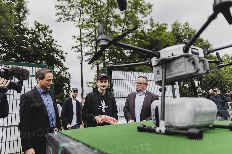 Covering of the delivery drone, taken during the opening ceremony of the drone delivery service 'Marktschwalbe' in Wusterhausen/Dosse, 31 May 2024 / Photographed on behalf of the Federal Ministry of Agriculture and Food