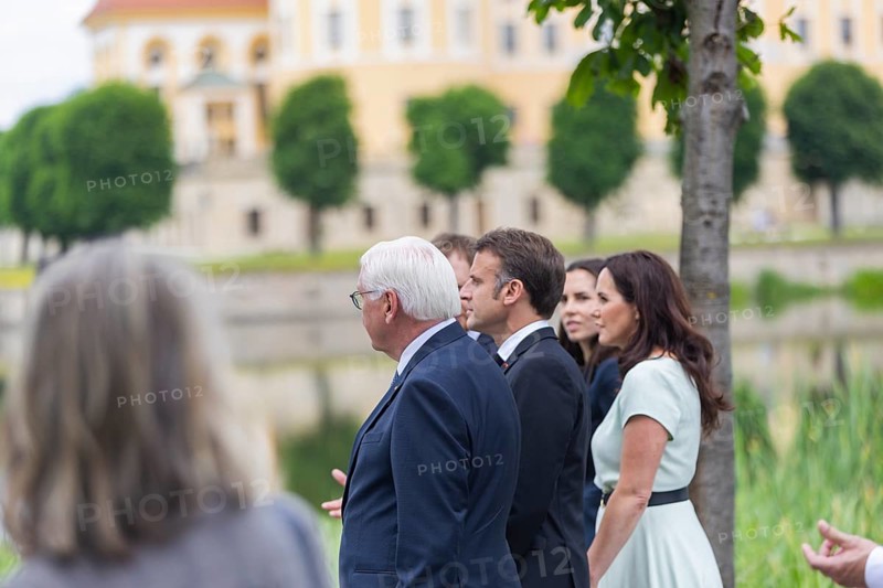 French President Emmanuel Macron visits the Federal Republic of Germany with his woman Brigitte, at the invitation of Federal President Frank-Walter Steinmeier, Prime Minister Michael Kretschmer and his woman Annett Hofmann, early Monday afternoon at Moritzburg Castle near Dresden. Federal President Frank-Walter Steinmeier and his woman Elke Buedenbender, Moritzburg, Saxony, Germany, Europe