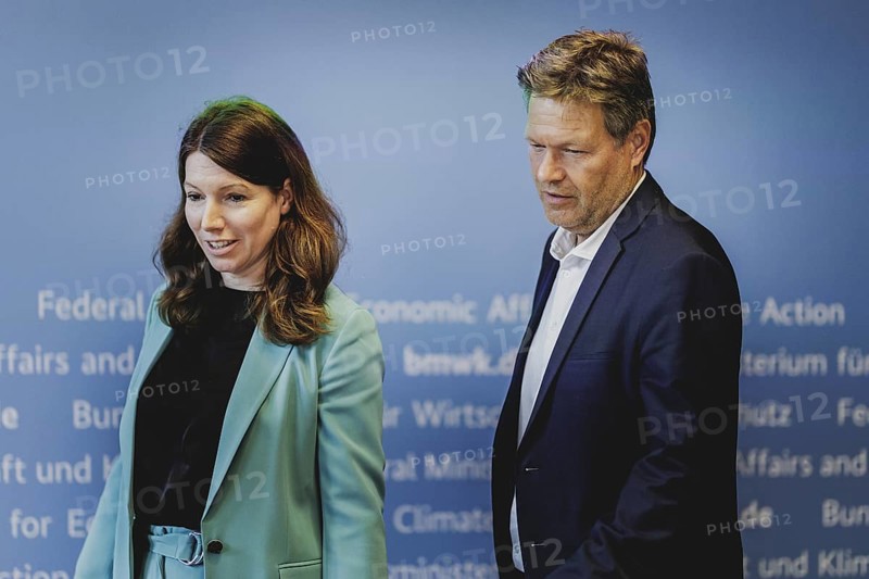 (L-R) Anna Christmann, Federal Government Coordinator for German Aerospace Policy, and Robert Habeck (Alliance 90/The Greens), Federal Minister for Economic Affairs and Climate Protection and Vice-Chancellor, recorded during the opening speeches at the German-US Space Dialogue in Berlin, 03.06.2024