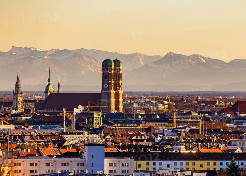 Famous Frauenkirche landmark on a day with Foehn winds