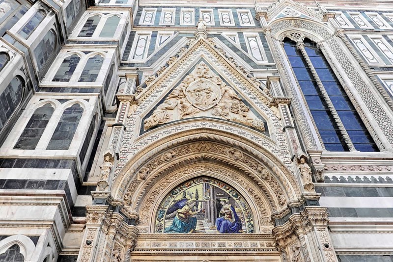 Cattedrale di Santa Maria del Fiore, Cathedral of Santa Maria del Fiore, Florence Cathedral, Florence, Tuscany, Italy, Europe, Detailed view of the Gothic façade of a cathedral with rich decorations and windows, Europe