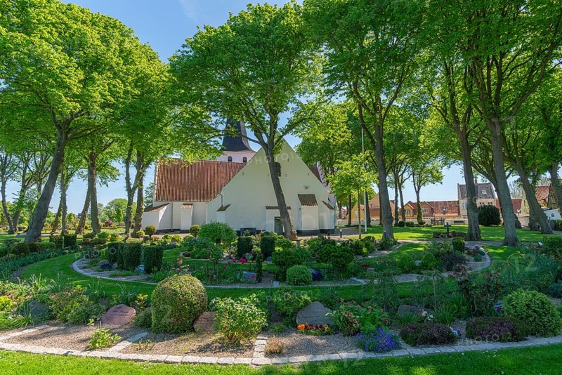 Bogense on the Kattegat, St Nicolas Church, Danish architecture, group of trees, graves, roundabout, Fyn, island of Funen, Baltic Sea, Denmark, Europe